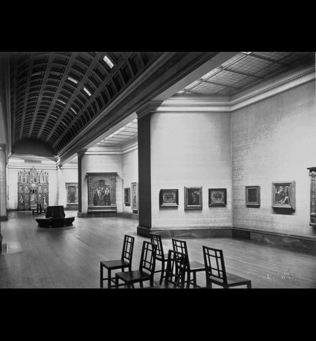 Duveen Gallery Janurary 1932 view to The Demidoff Altarpiece