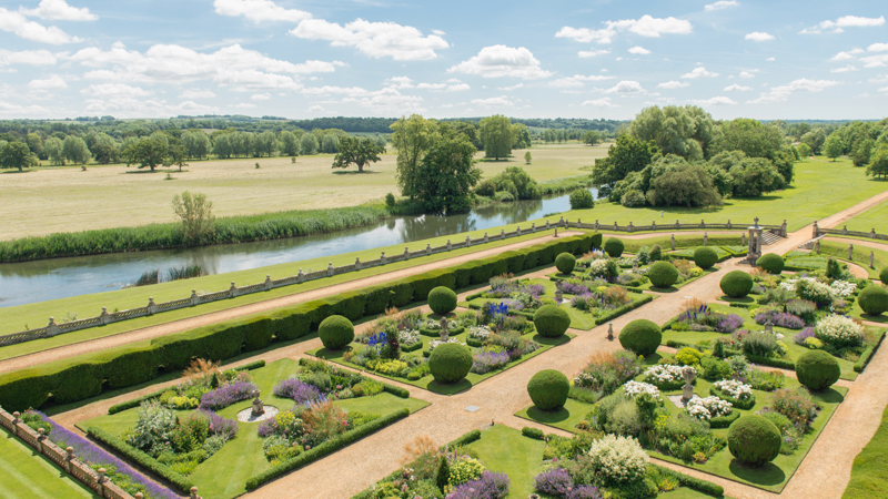 The River Avon running alongside the gardens at Longford Castle