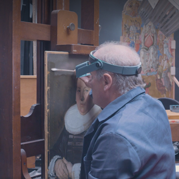 Behind the scenes in Conservation