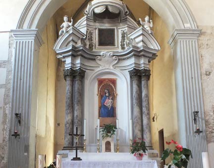 fig. 15 Interior of the Church of Sant’Agostino, Asciano. Photograph: Luke Syson